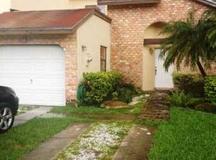 15403 SW 68th Ln, Miami, FL 33193