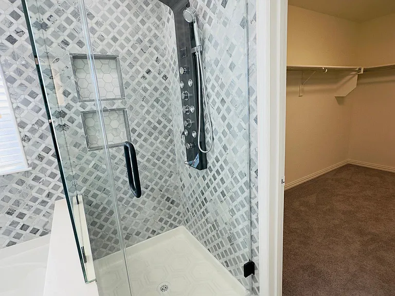 1820 Kittyhawk Dr — Photo 25