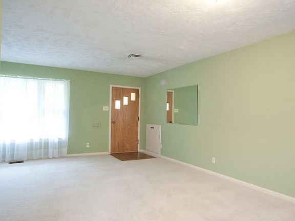5th image of 4053 Lomita Ln