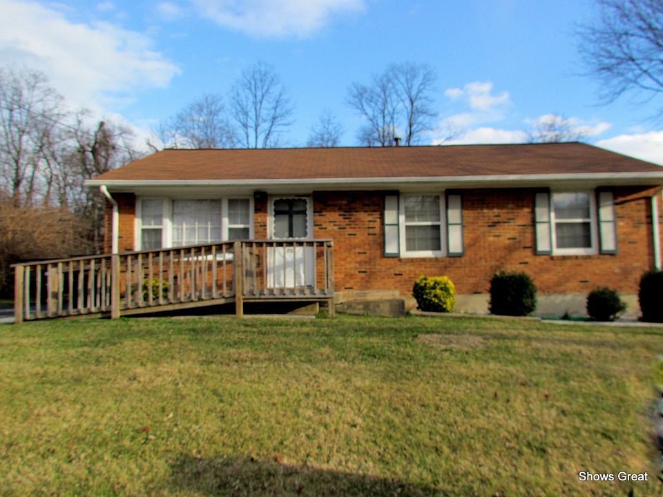 For Sale: 733 Shalon CIR, Vinton, Virginia 24179