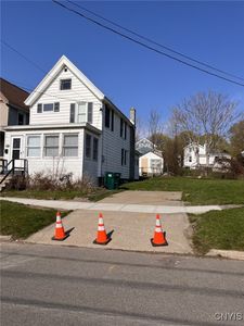 229 1/2 E 2nd St, Oswego, NY, 13126