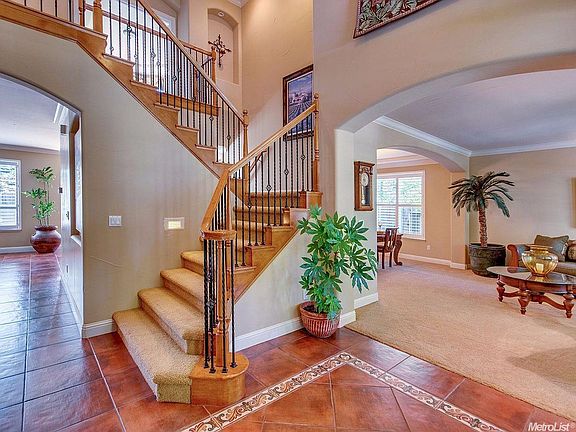 3rd image of 2133 Tarbolton Cir