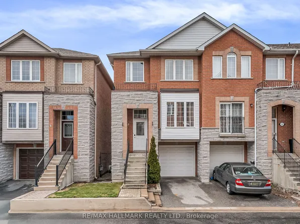 8 Tollgate Mews, Toronto, ON M1M 3X5