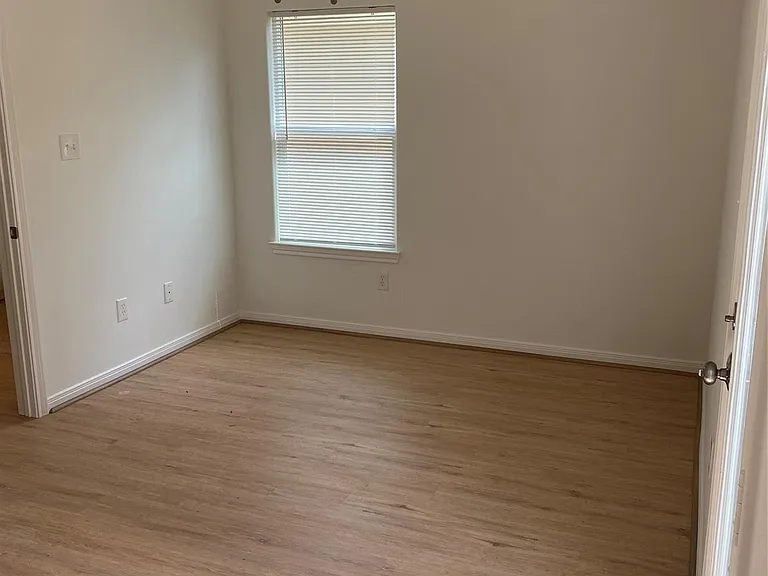 3722 Putnam Dr #A — Photo 16