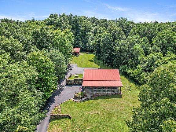 2nd image of 1324 S County Road 740 W
