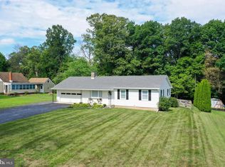 637 Sheerlund Rd, Reading, PA 19607