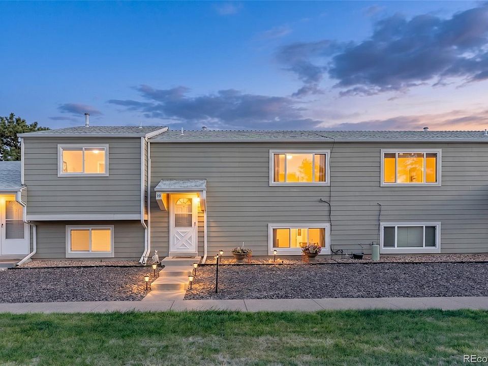 1st image of 5711 W 92nd Avenue #19