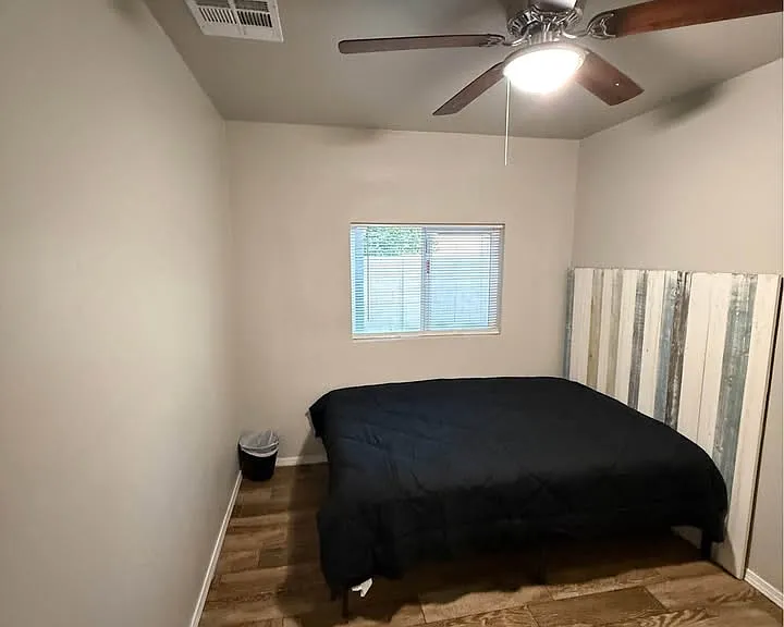 3645 W Hadley St #6 — Photo 6
