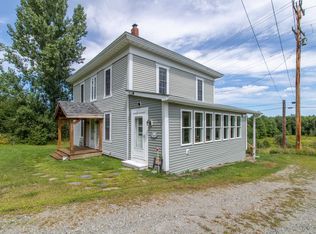 1806 Cross Rd, North Troy, VT 05859