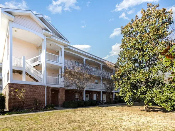 9315 Meadow Vista Rd, Charlotte, NC 28213