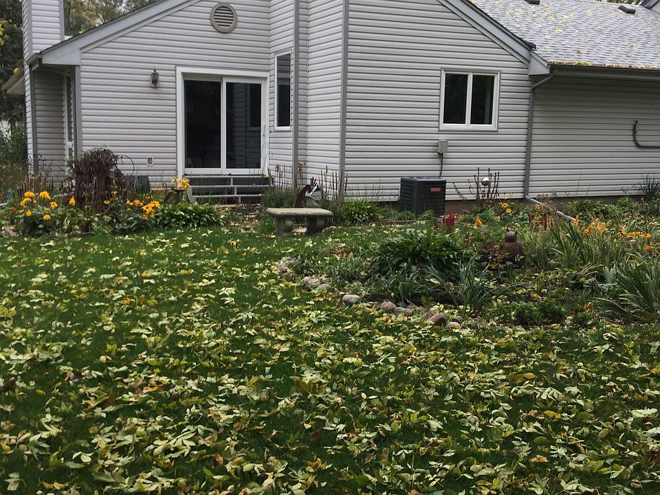 1st image of 2334 N 120th Avenue Cir