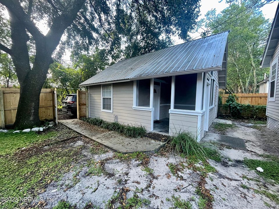 1st image of 3664 Herschel St #B