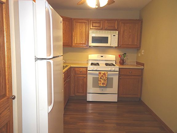 2nd image of 263 S Clubhouse Dr Unit 221