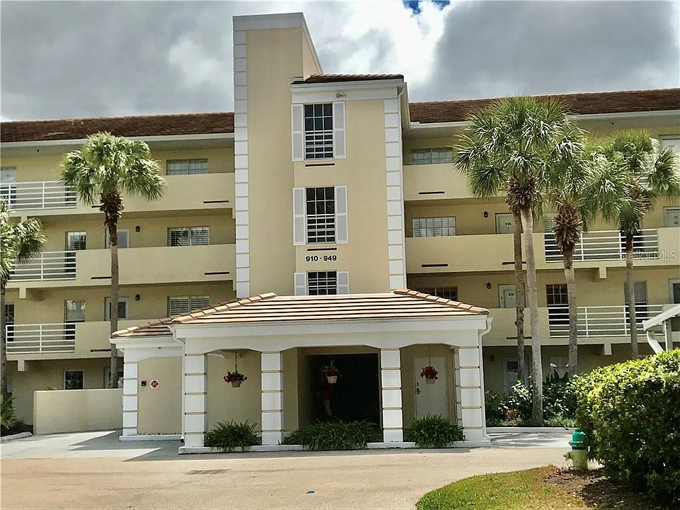 1st image of 914 Wexford Blvd #914
