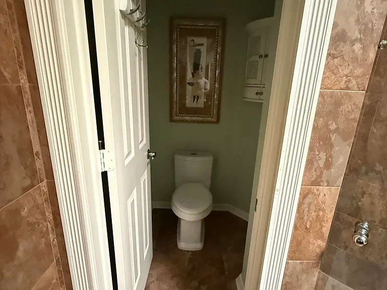 222 E Tall Oaks Cir — Photo 17
