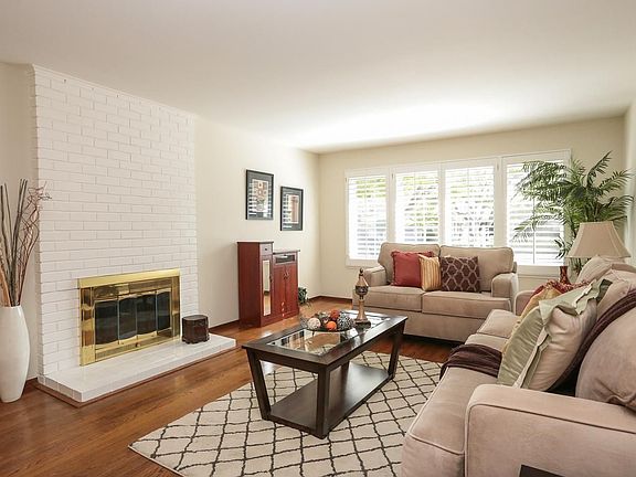 3rd image of 251 Pinehurst Ave