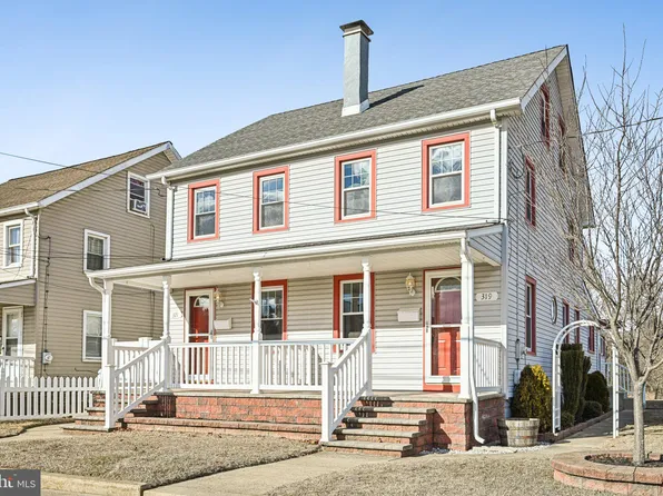 319-321 Broad St, Swedesboro, NJ 08085