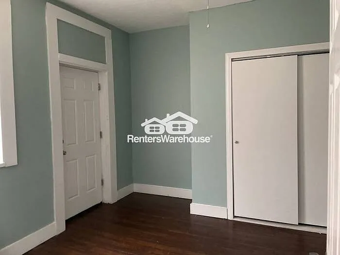 6706 Raymond Ave — Photo 6