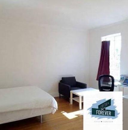 2nd image of 269 Henry St APT B2