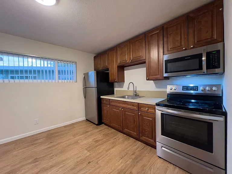 Y Takeover - Nevada Desert Realty - 75 E Atlantic — Photo 16
