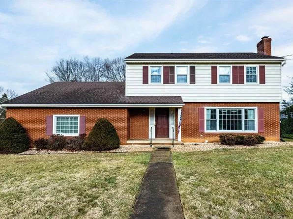 1309 Chatham Rd, Waynesboro, VA 22980