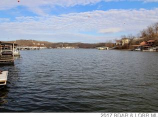 44 Oasis Pt, Camdenton, MO 65020