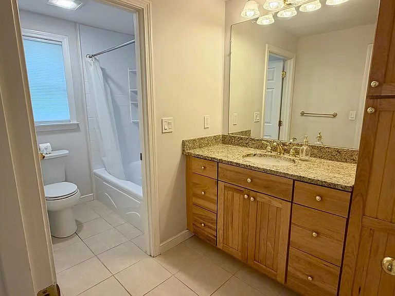12 Anthony Dr — Photo 7