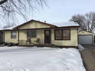 1210 E 30th St, Kearney, NE 68847