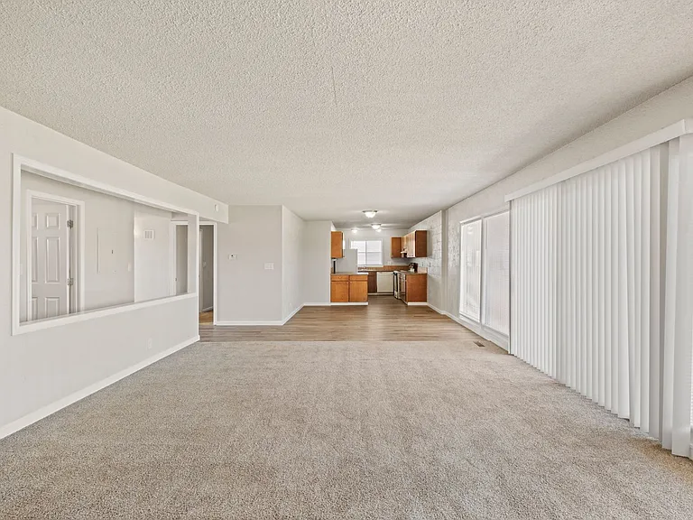 211 N Delaware Ave — Photo 38