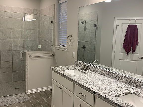 4th image of 116 Mulligan Dr Unit 105