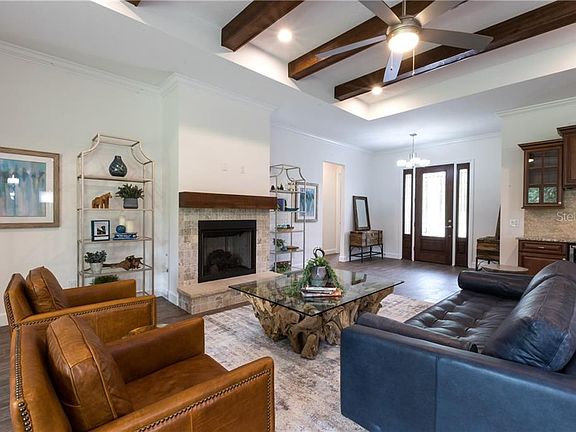 5th image of 6030 Abbey Oaks Dr