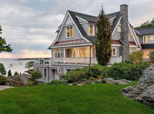 31 Harbor St, Manchester, MA 01944