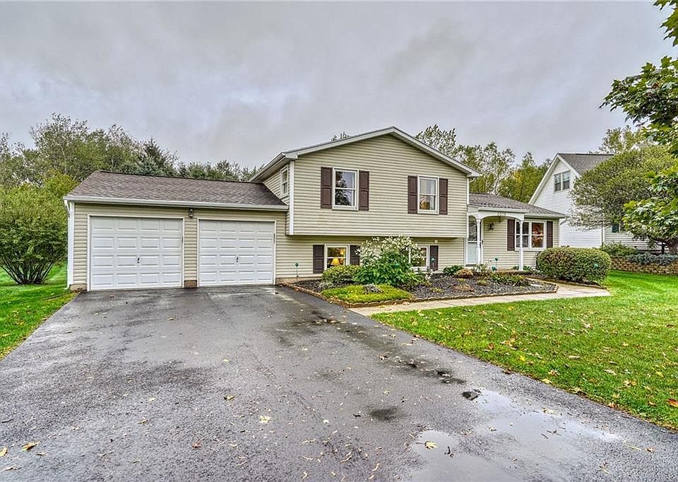 1st image of 3328 Evergreen Cir