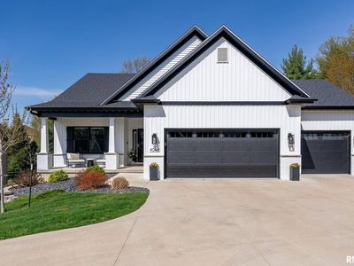 4048 Meadowlark Ct, Bettendorf, IA, 52722