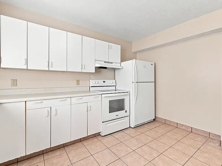 2264 Y St #1 — Photo 14