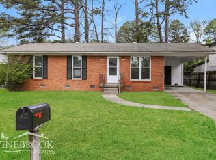 11 Regency Cir, Little Rock, AR 72209