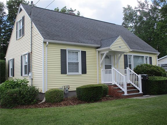 3rd image of 539 W Franklin St