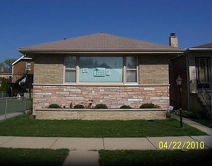 2nd image of 3715 N Oketo Ave