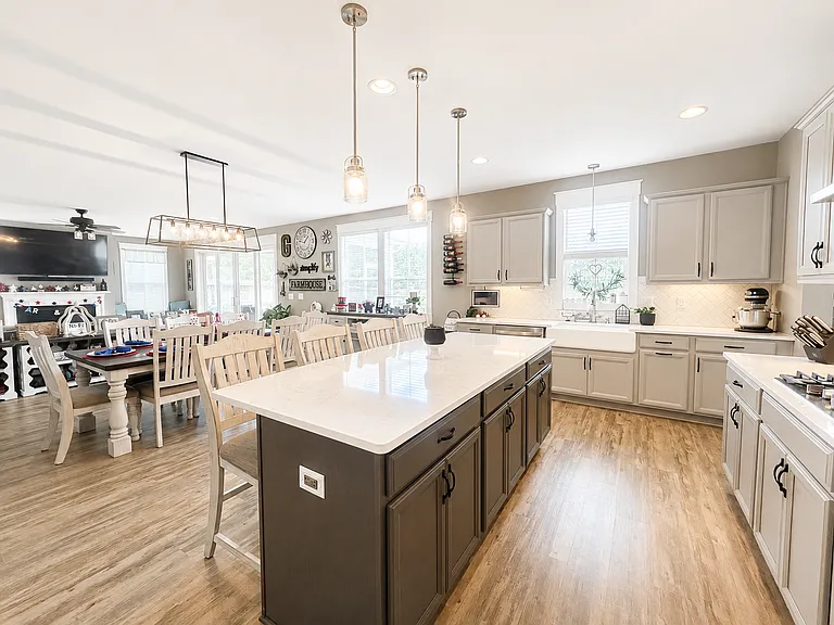 711 Torridon Ln — Photo 9