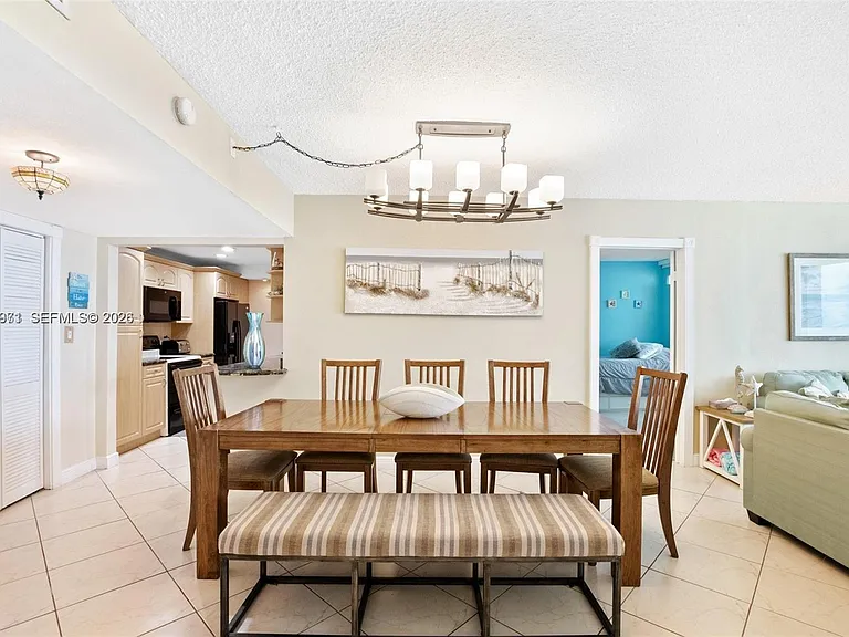 5401 Collins Ave #807 — Photo 12
