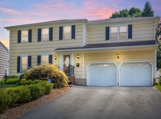 17 Essex Pl, Madison, NJ 07940