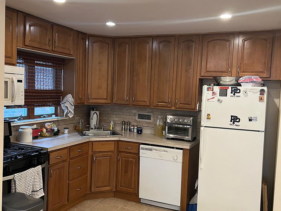 1st image of 2746 E 64th St Floor 1