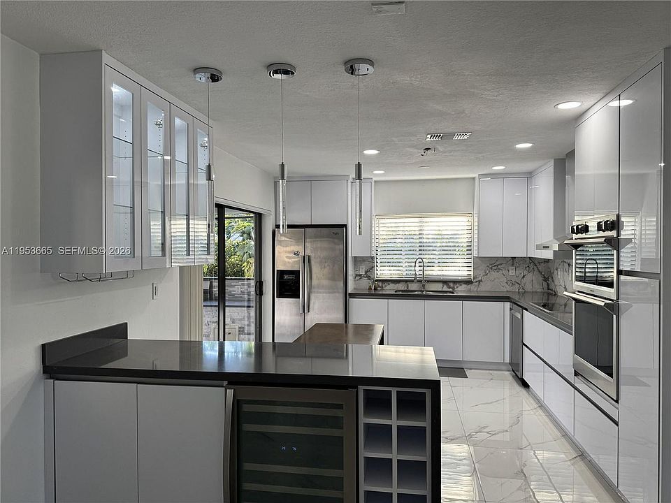 1st image of 10394 Fairway Heights Blvd #0