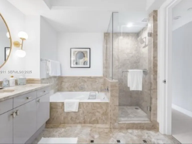 1435 Brickell Ave #3410 — Photo 9