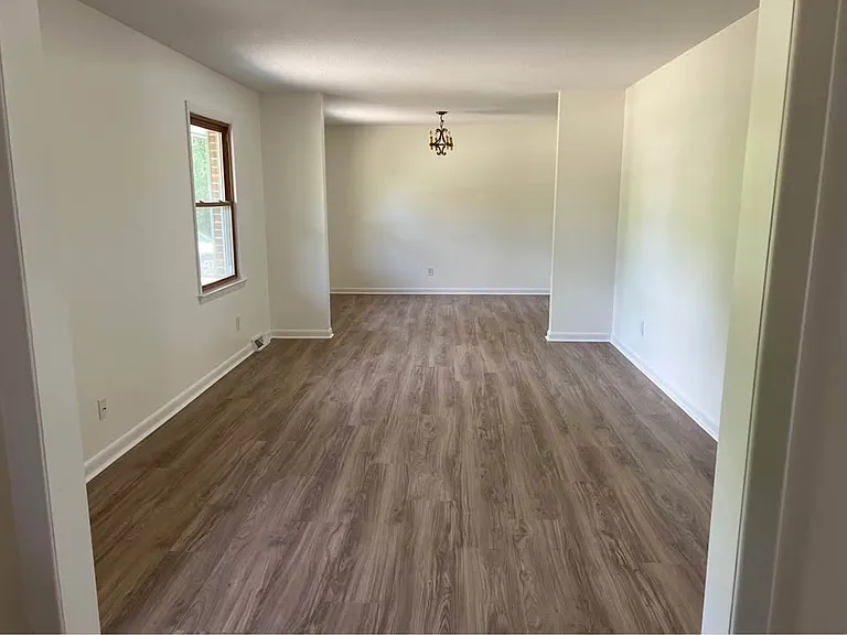 2915 Middle Sound Loop Rd — Photo 10