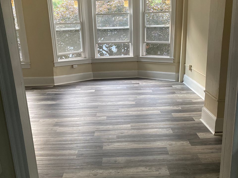 2nd image of 301 N Main St #2