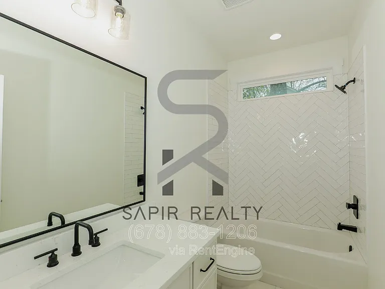 3374 Lee Dr — Photo 13