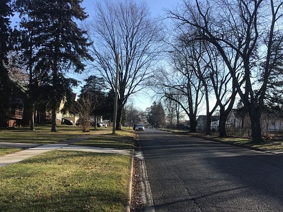 5th image of 216 W Ypsilanti Ave
