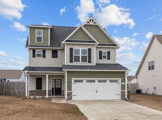 403 Sea Buoy Ln, Sneads Ferry, NC 28460