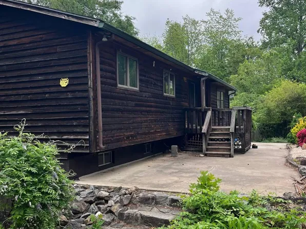 79 Starnes Cove Rd, Asheville, NC 28806